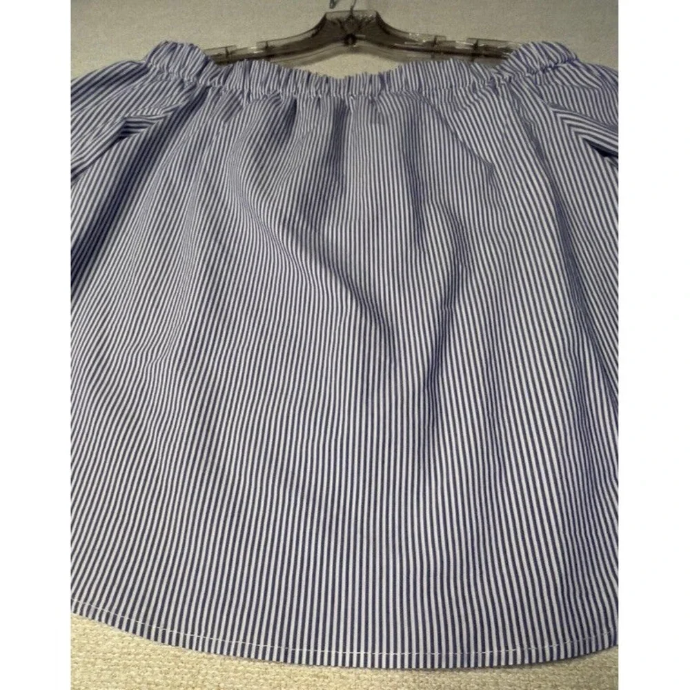 Zac‎ & Rachel Blouse Women Small Off Shoulder White Navy seersucker 3/4 Sleeve